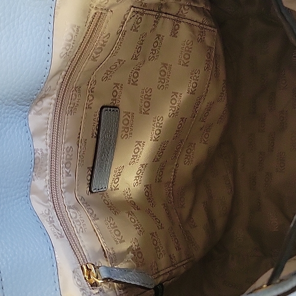Michael Kors backpack - Picture 6 of 7